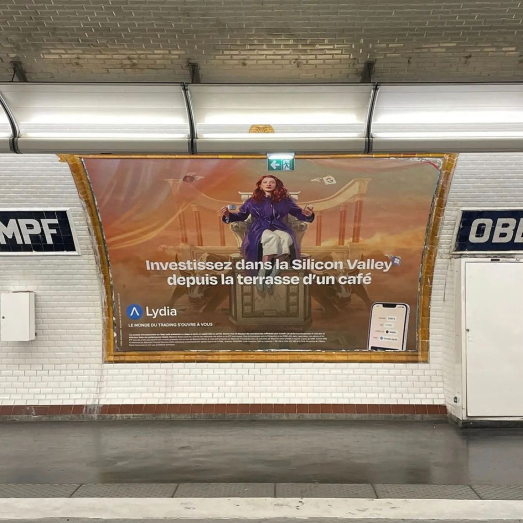 Sophia- Mannequin femme pour la marque Lydia App - Campagne publicitaire dans le métro